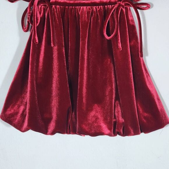 GB Girls Red Velvet Dress with Puffy Sleeves and Bubble Hemline Size 3T - Picture 3 of 7